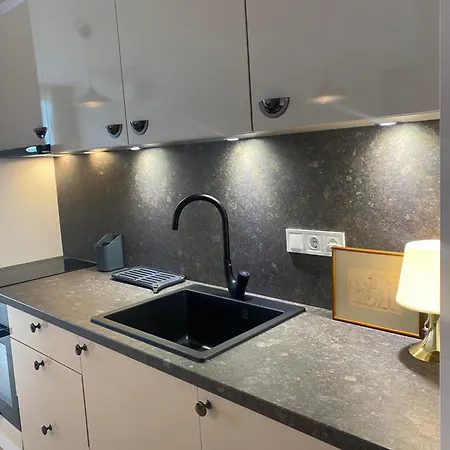 Lejlighed Mycampus Unwe Studentski Mountain Views Modern Kitchen Equipment