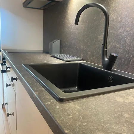 Mycampus Unwe Studentski Mountain Views Modern Kitchen Equipment דירה סופיה
