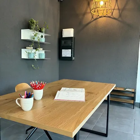 Mycampus Unwe Studentski Mountain Views Modern Kitchen Equipment Sófia