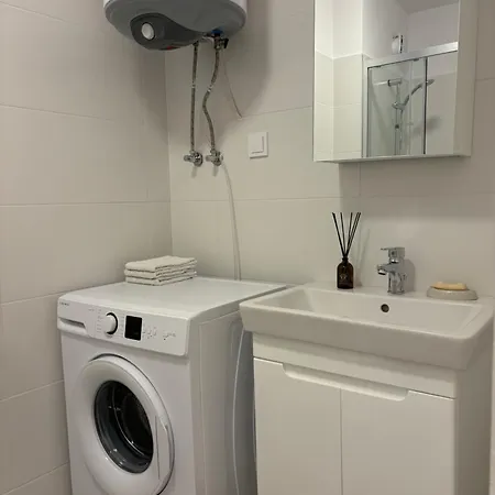 Apartmán Mycampus Unwe Studentski Mountain Views Modern Kitchen Equipment *