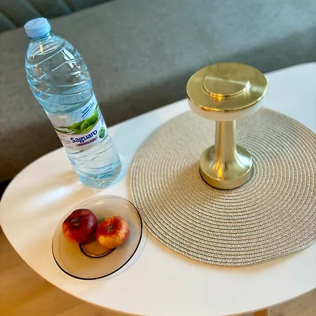 Mycampus Unwe Studentski Mountain Views Modern Kitchen Equipment ソフィア