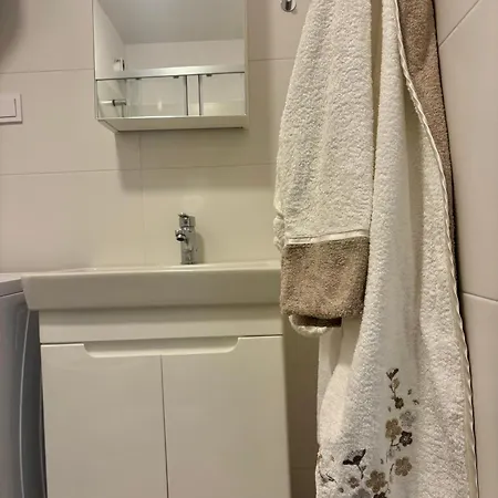 Apartament Mycampus Unwe Studentski Mountain Views Modern Kitchen Equipment