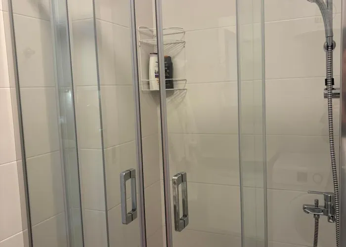 Апартаменты Mycampus Unwe Studentski Mountain Views Modern Kitchen Equipment