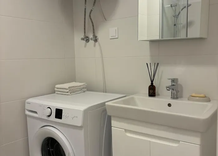 דירה Mycampus Unwe Studentski Mountain Views Modern Kitchen Equipment *